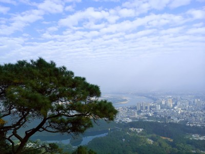 郑州桂平西山：壮乡奇景，美食文化，历史遗迹